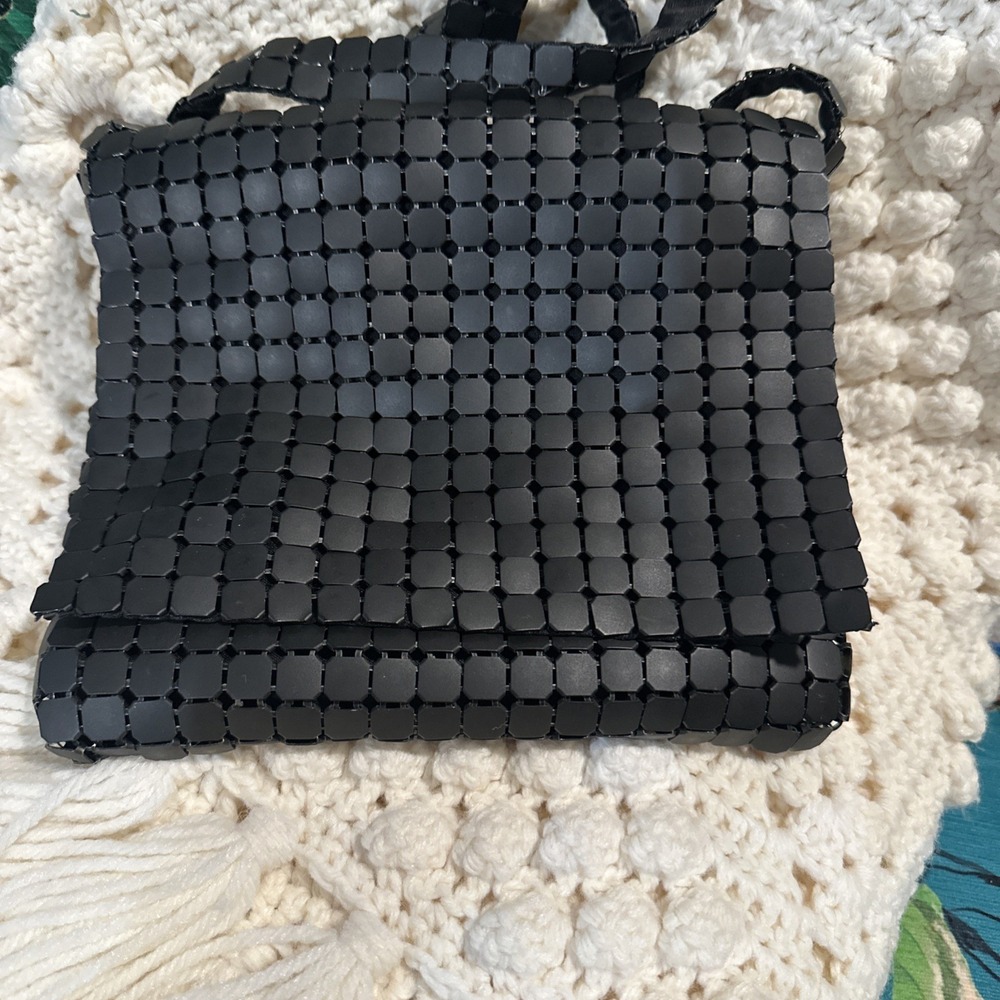 Vintage Marlo Gun Metal Mesh Small Crossbody Shoulder Bag Dressy Party Purse Zip